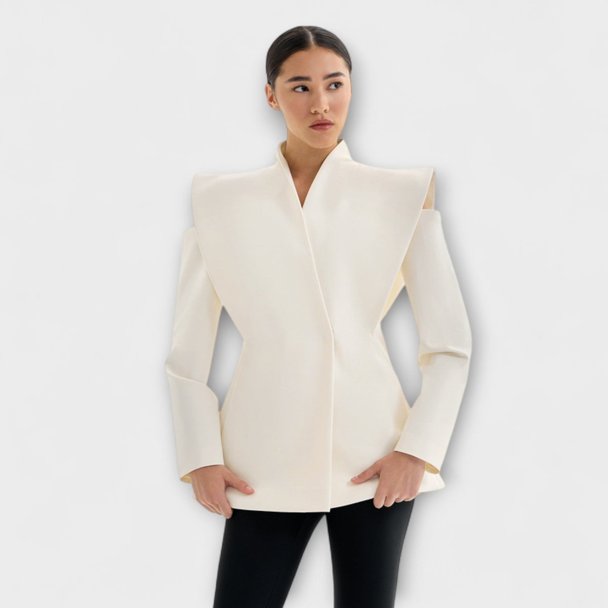 Valeria - Blazer Escultural de Hombros