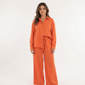 Conjunto de lino elegante para mujer
