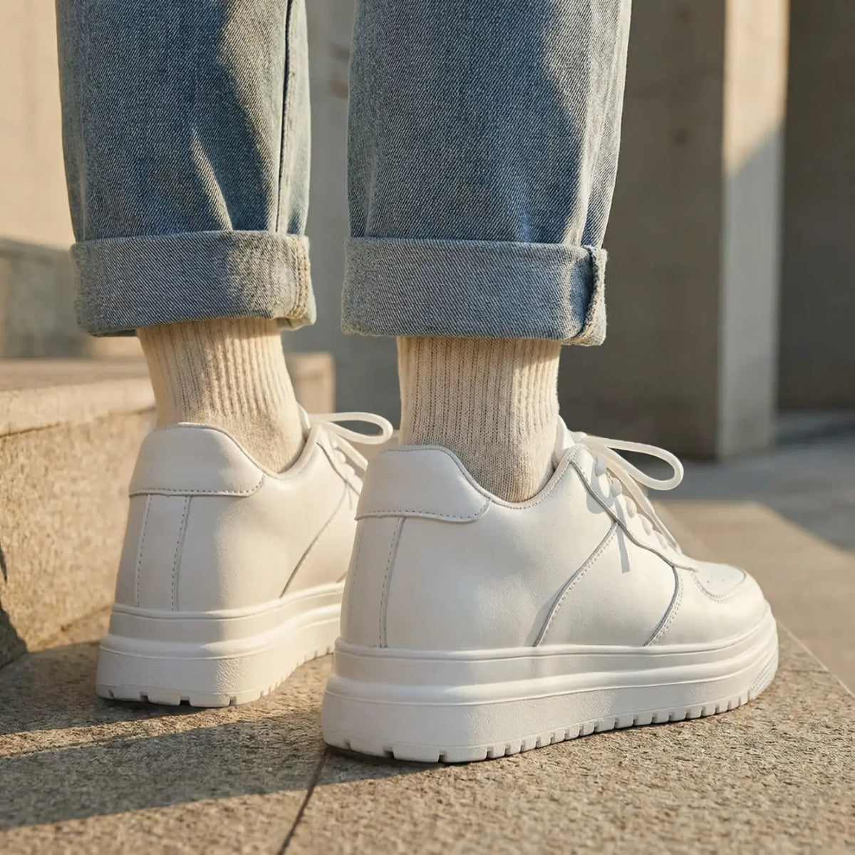 AirLift — Tenis Blancos con Alza 8 cm
