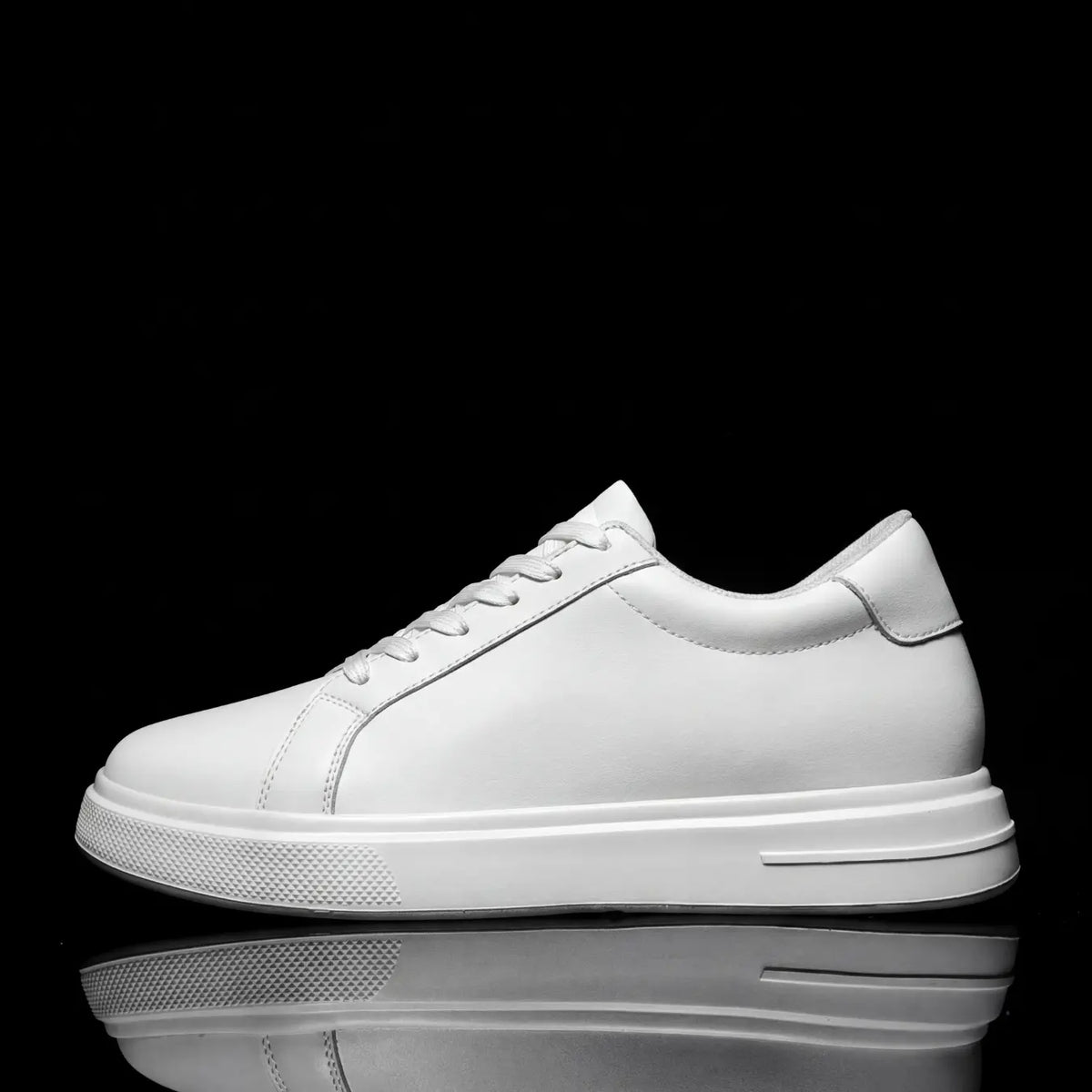 Aurex — Tenis Minimalistas con Alza 8 cm