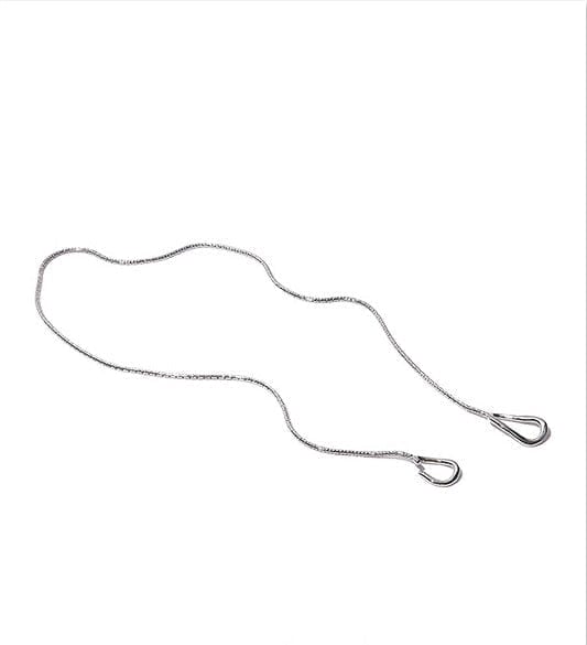 Collar sencillo de plata con cierre deslizante