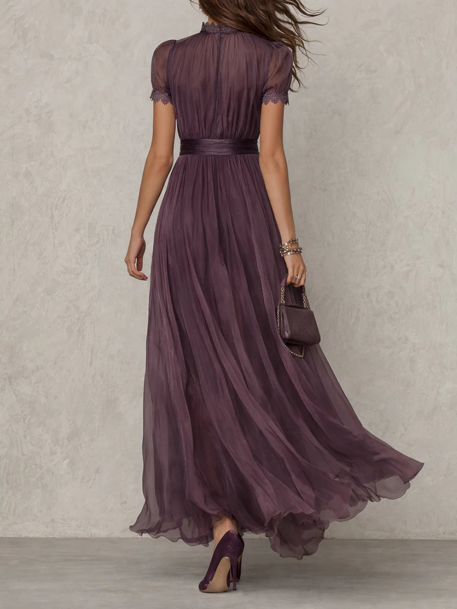Vestido largo elegante de gasa morada Flavia con aberturas