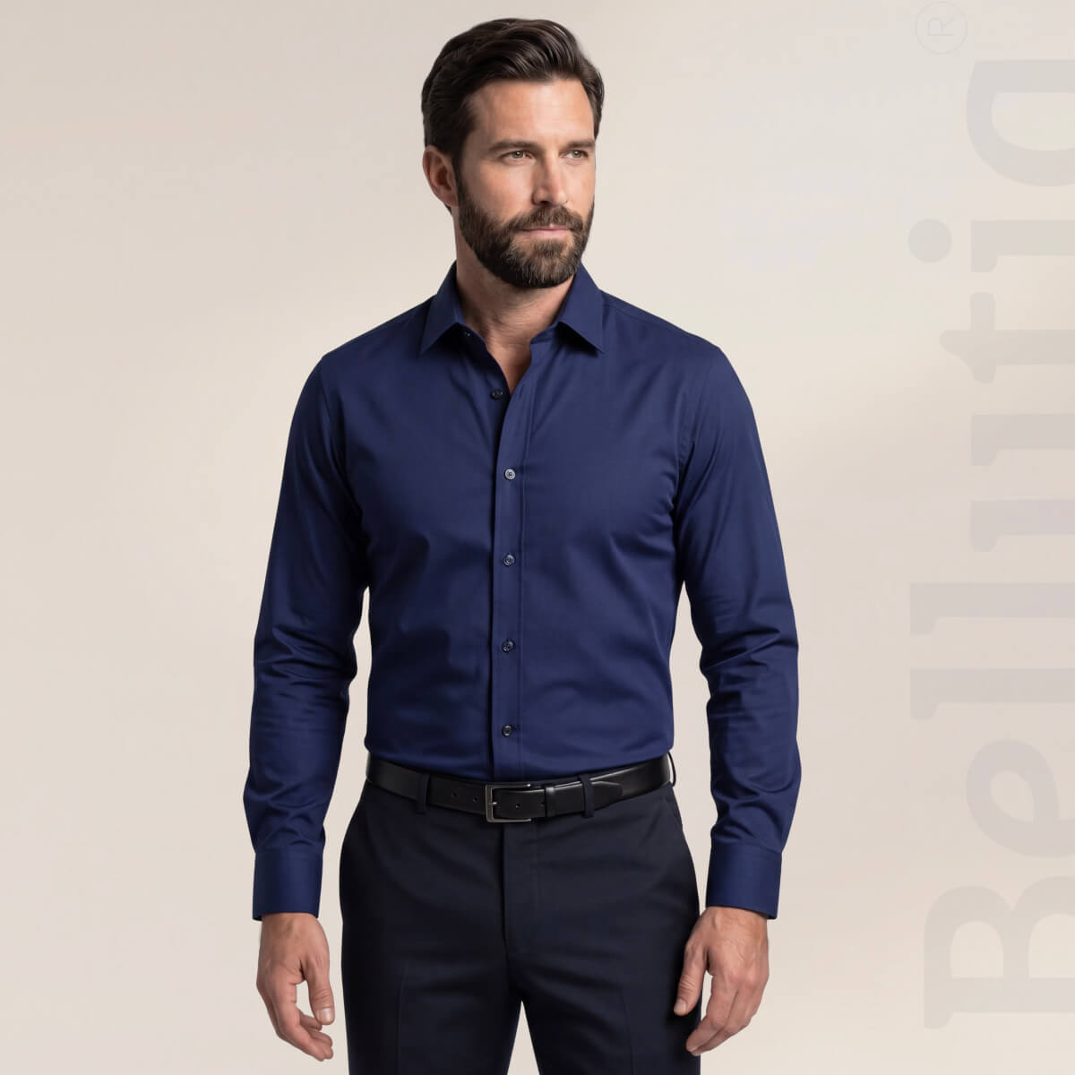 Camisa elegante y cómoda de corte ajustado y sin arrugas