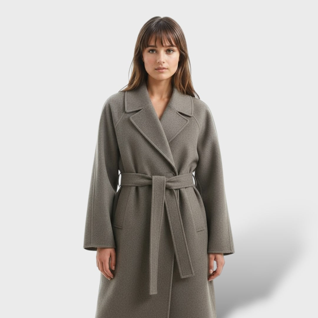 Abrigo largo de lana oversize elegante