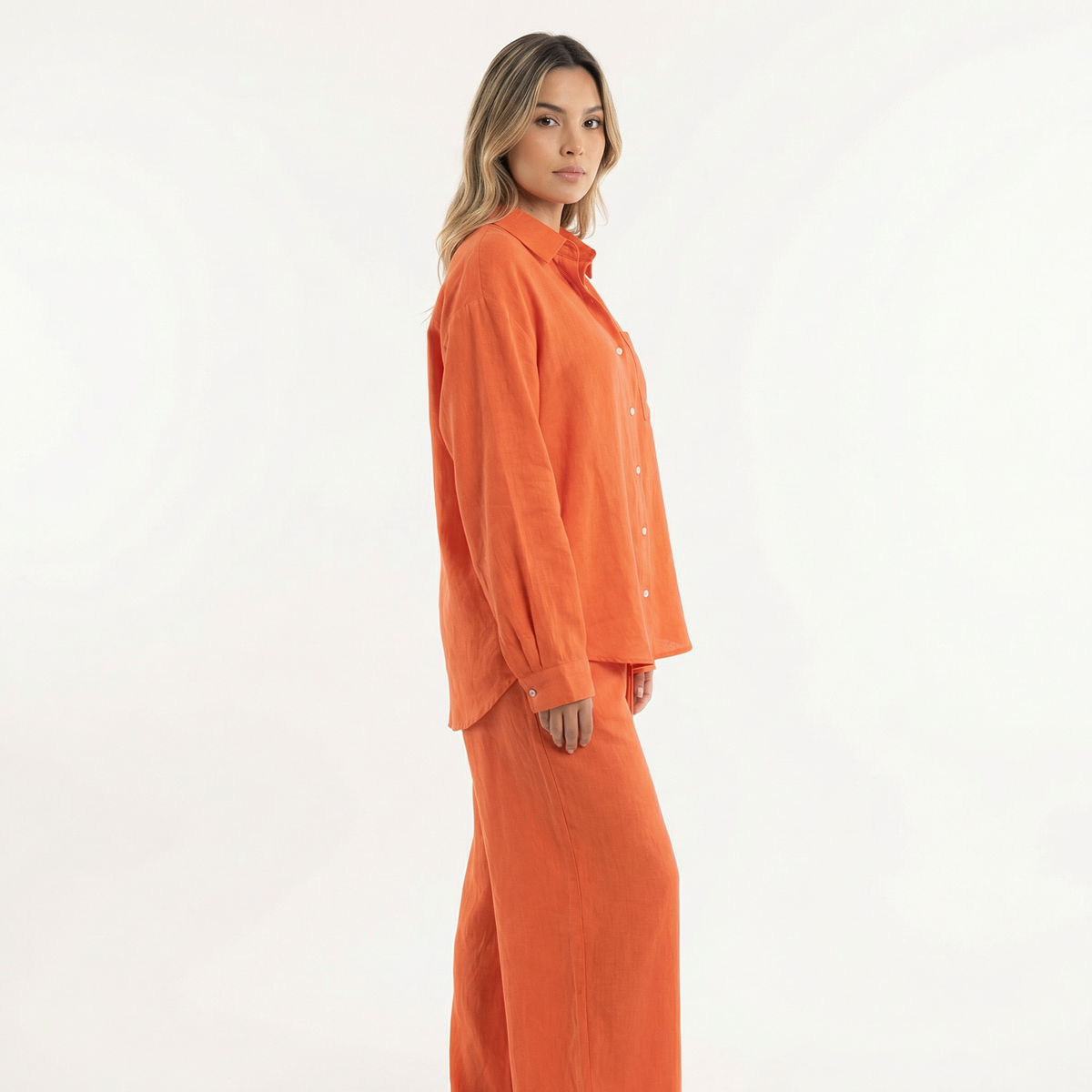 Conjunto de lino elegante para mujer