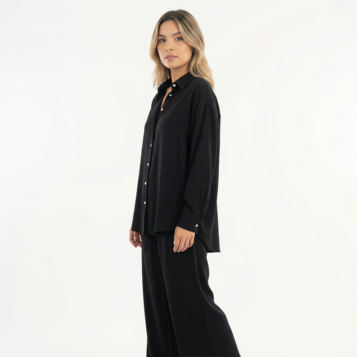 Conjunto de lino elegante para mujer