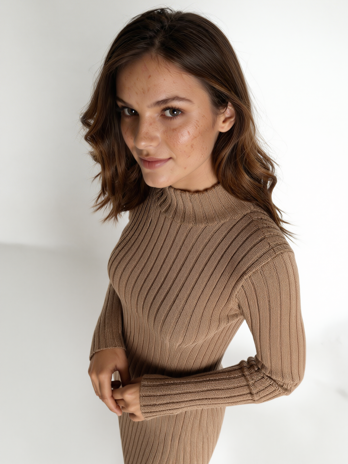 Vestido de Lana Merino Cuello Alto Mujer