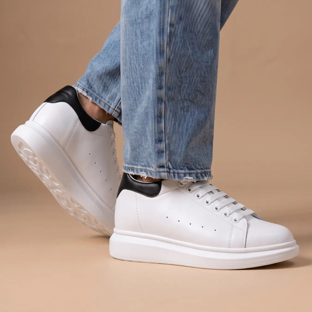 Élite — Tenis Blancos con Alza 8 cm
