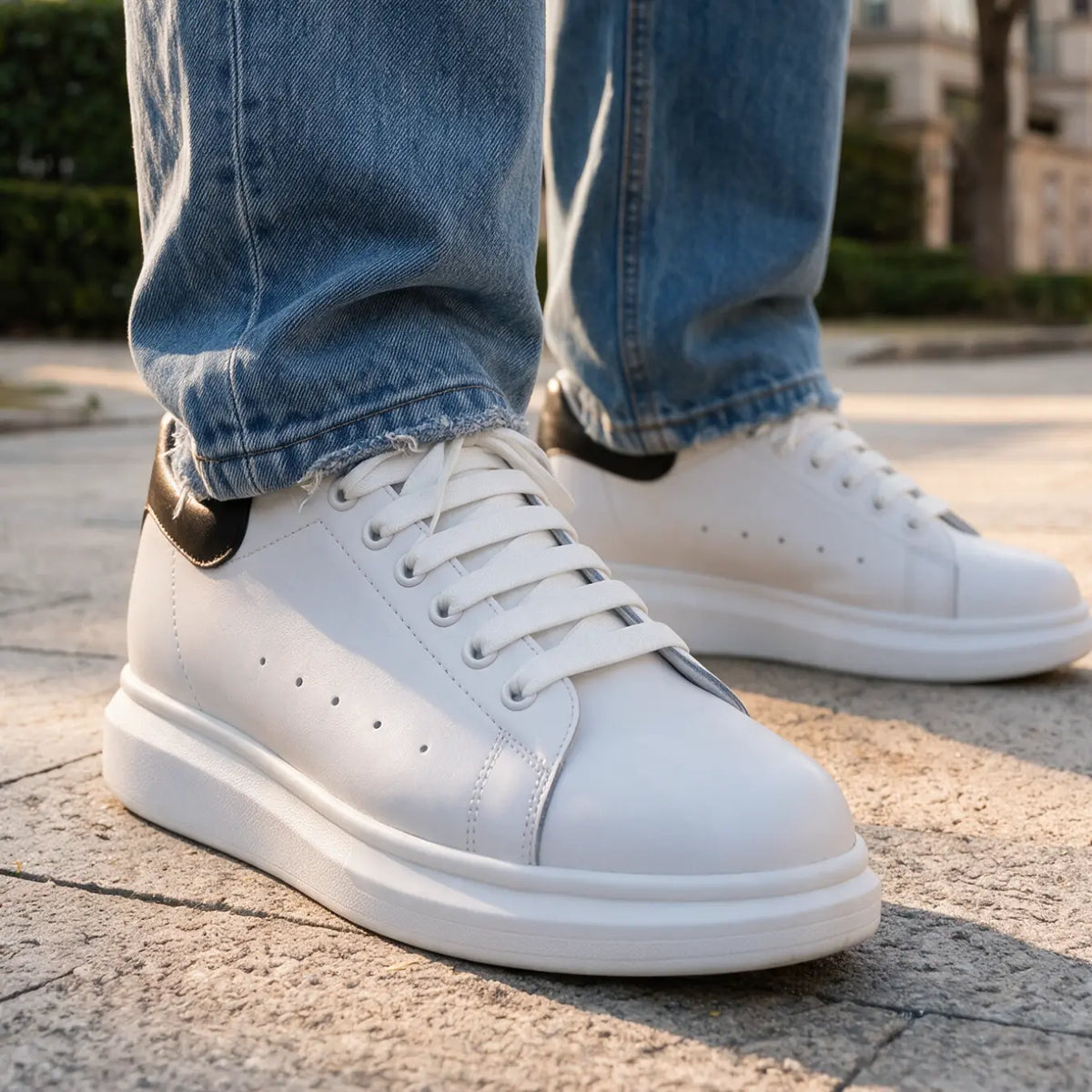 Élite — Tenis Blancos con Alza 8 cm